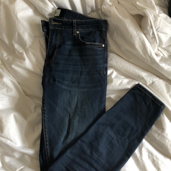 |JEANS| - Picture 2 of 3